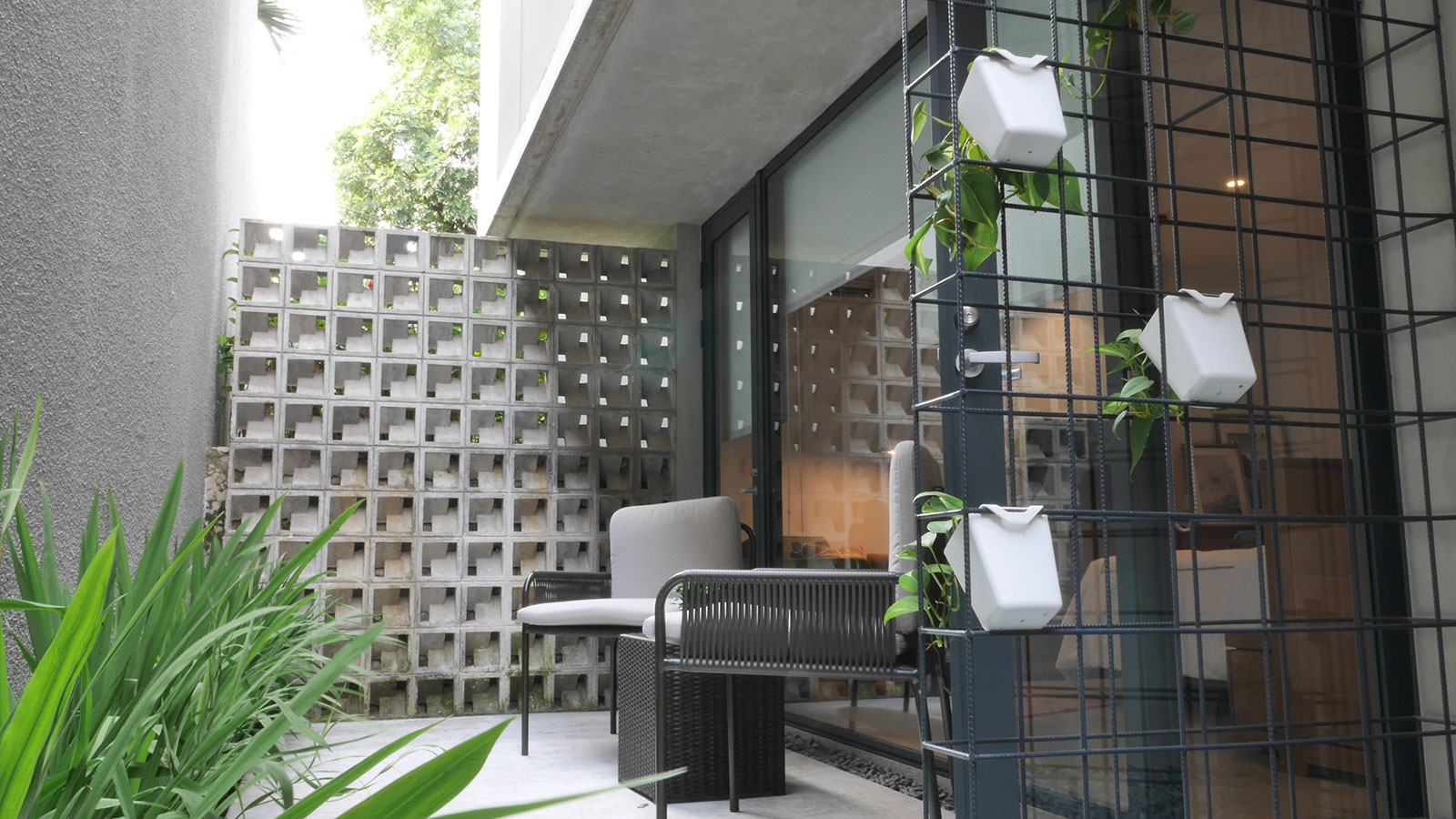 Tentrem Rogo Room Design